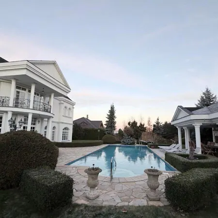 Luxury * Jesenice (Prague-West)